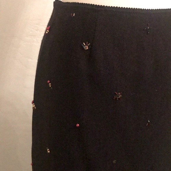 D&G Skirt - Picture 2 of 5